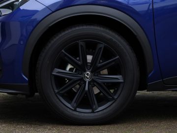 Lexus LBX